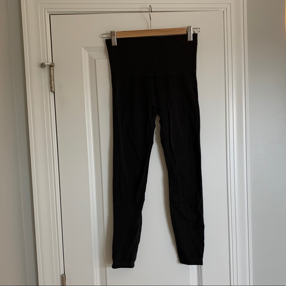 Black Seamless SPANX leggings - Medium